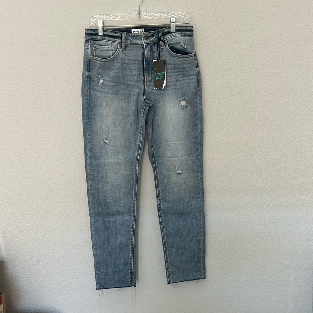 New with Tags Woman’s Studio Blue Jeans
